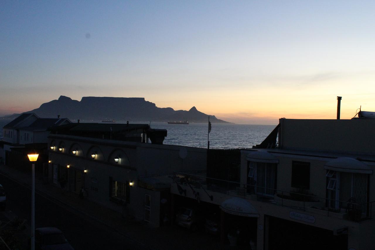 White Waves Beach House Bloubergstrand Exterior foto