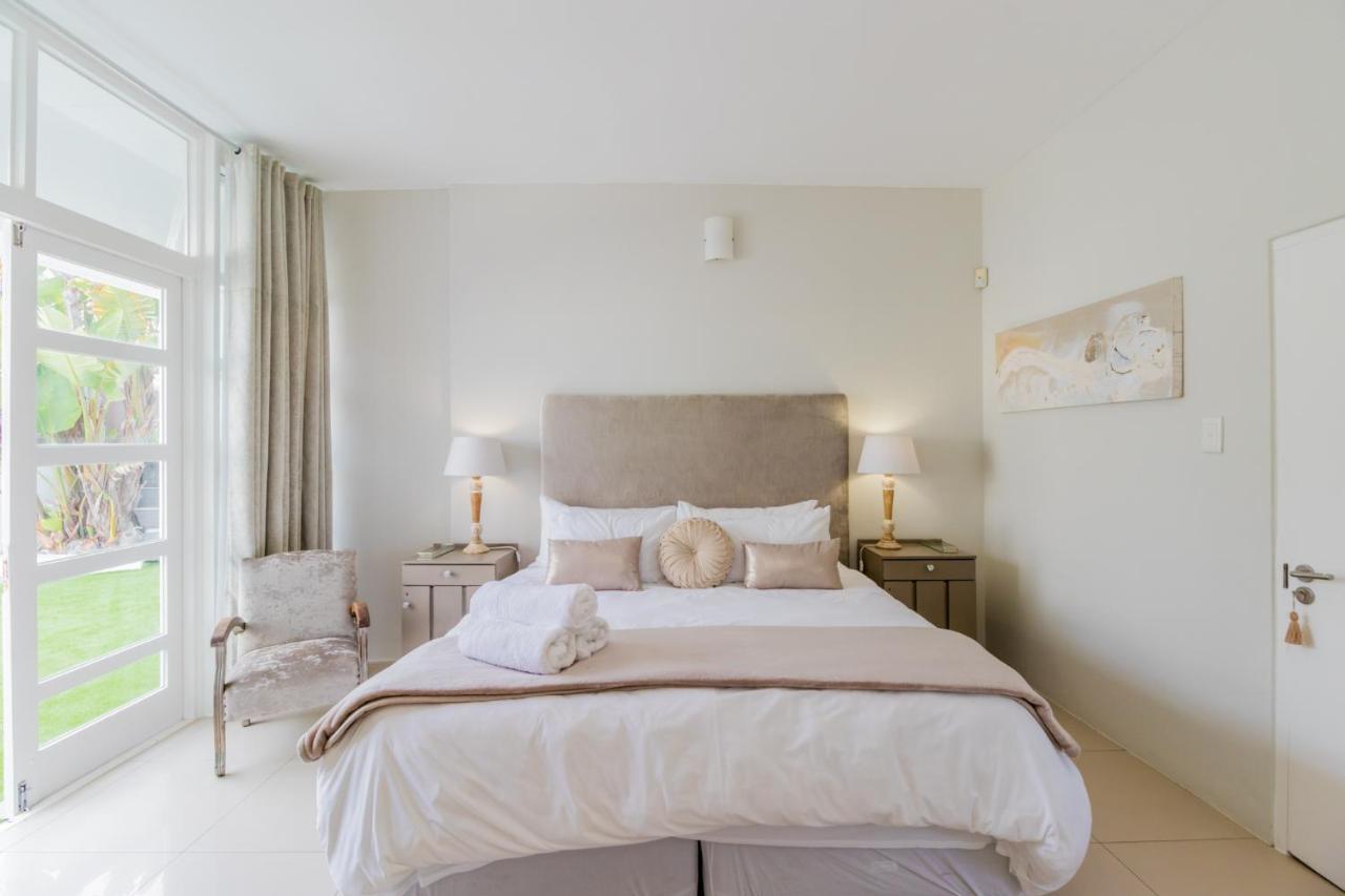 White Waves Beach House Bloubergstrand Exterior foto